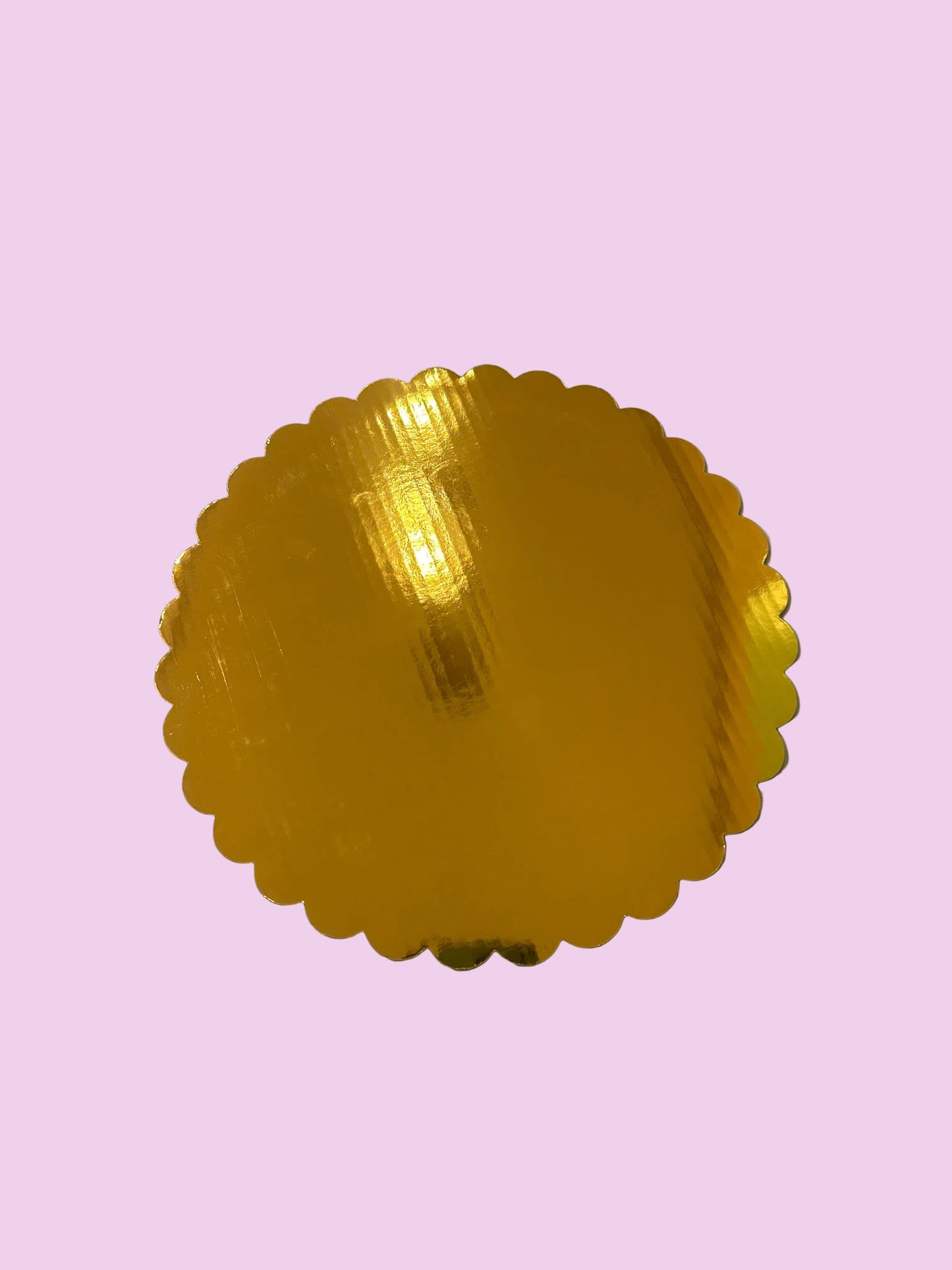 Gold Scalloped Fluted Board- 8 inch